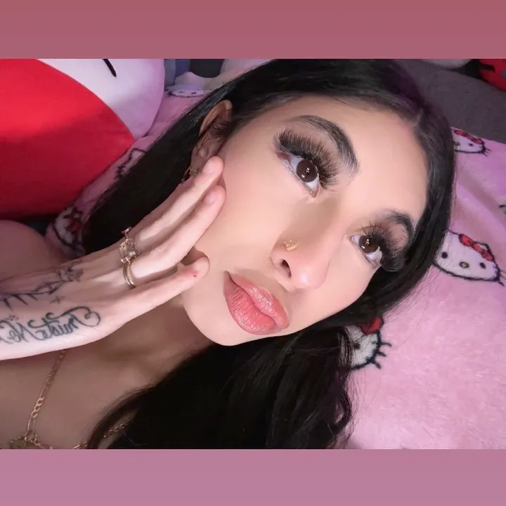 𝘕𝘪𝘤𝘬𝘺𝘚𝘢𝘮𝘢𝘯𝘵𝘩𝘢𝜗𝜚