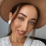 Ana Tolnoi | UGC