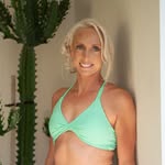 👱🏻‍♀️Sarah Holding ✨ Motivating, Passionate, Real 🩵