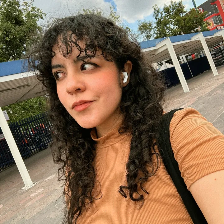 Alee B