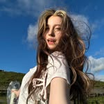 𝙈𝙞𝙖 𝘿𝙖𝙧𝙧𝙤𝙪𝙜𝙝 戴妮雅 🧸