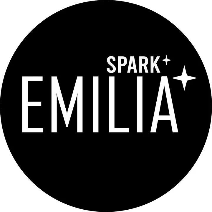 EMILIA SPARK✨Pro Nail Products