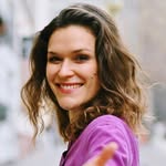 Izzy - The Conscious Voice of Sustainable Fashion