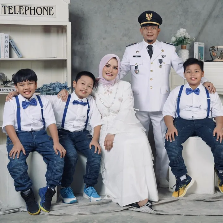 IndahRizkyAriani-mujyaer