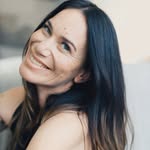 Genevieve & Kin | Jesus loving Content Creator