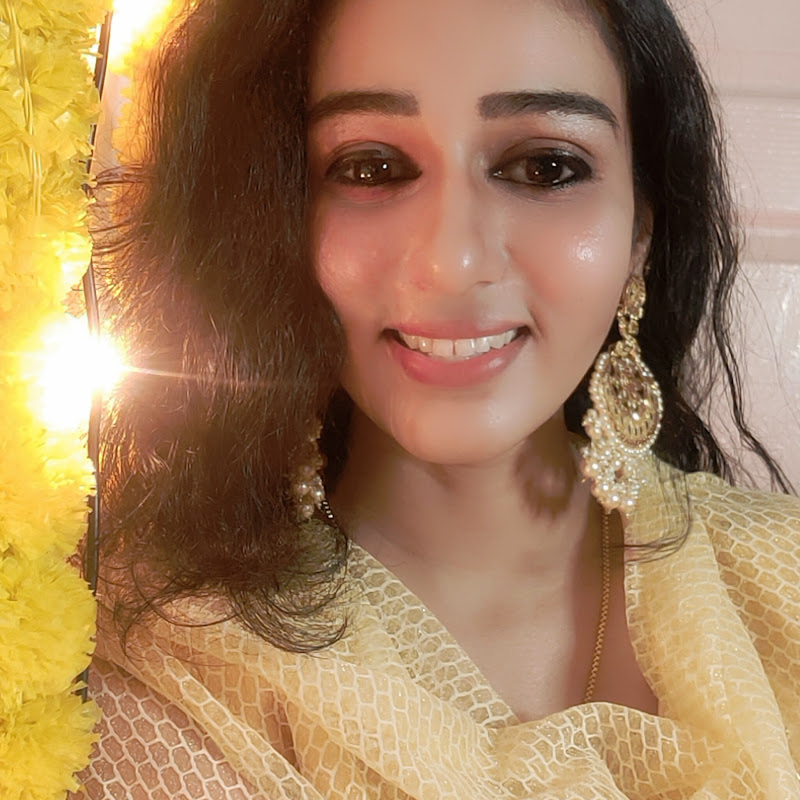 Saranya's Glam Vogue