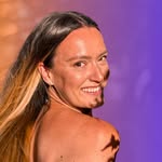 Maiken | Full-Time Traveller & Global Business Coach