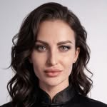 Ksenia Gaponenko Dubai Artist | Singer • DJ • UGC