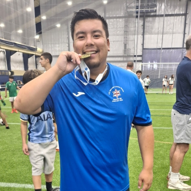 Ali Chin Football