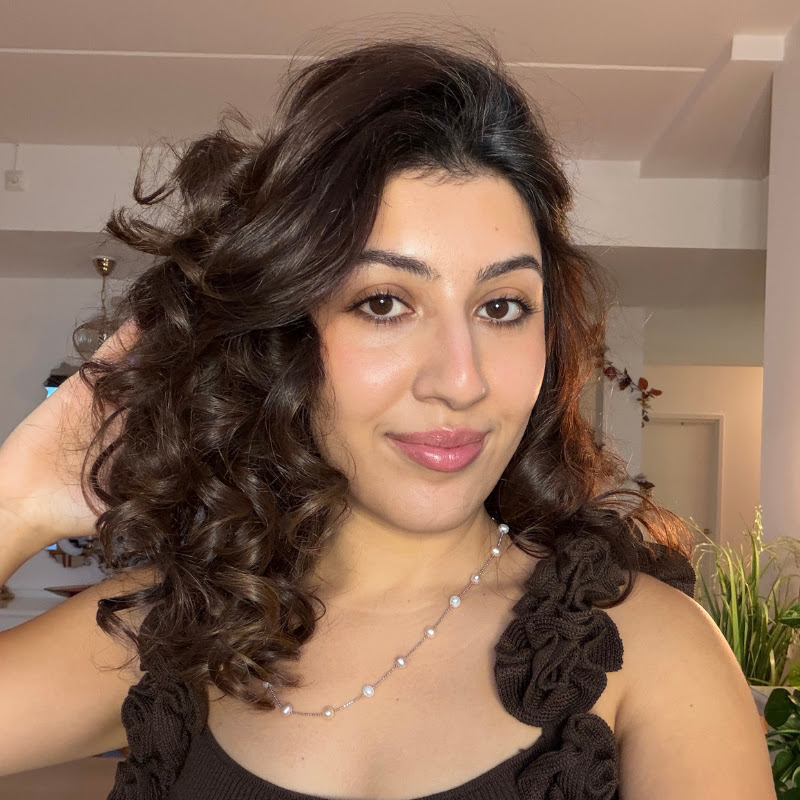 Dr. Darya