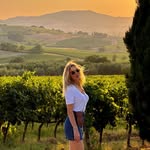 𝑽𝑨𝑳𝑬𝑵𝑻𝑰𝑵𝑨 𝑫𝑰𝑷𝑨