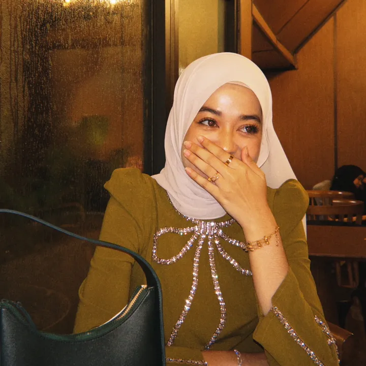 •bismee izwan•