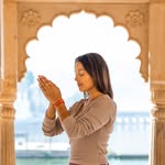 𝗧𝗮𝗿𝗮 𝗠𝗶𝘁𝗿𝗮 • Yoga Educator & Mentor