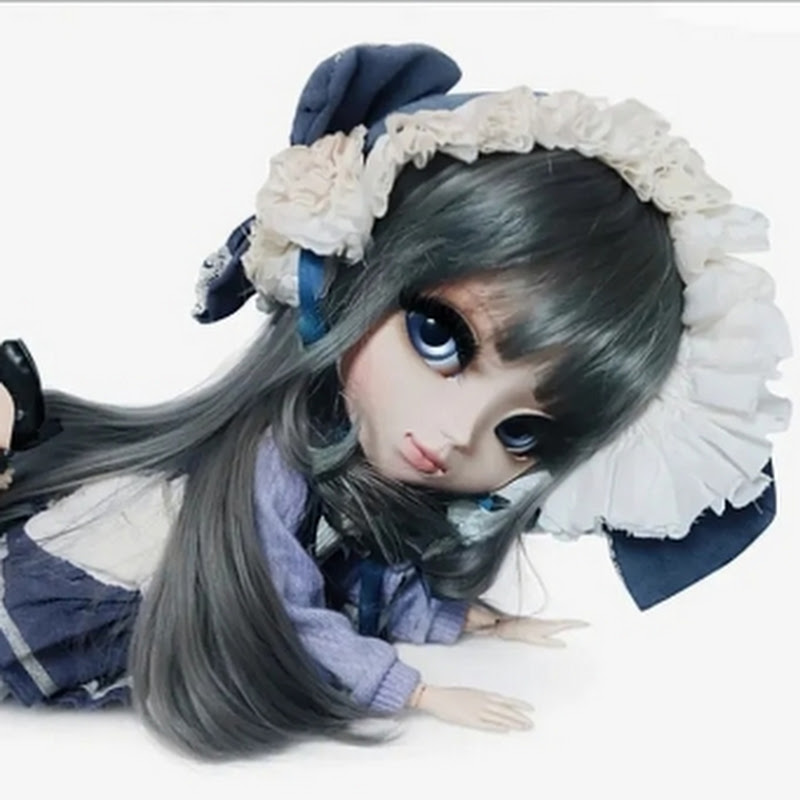 Ghostlydolls