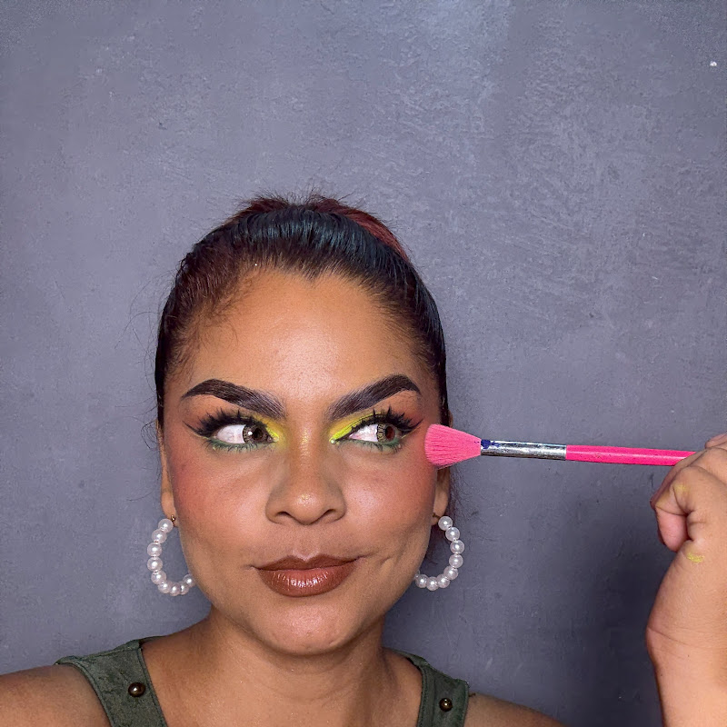Karla Rugel Makeup 