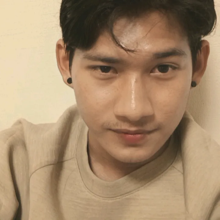 🇲🇲Nyi wunna✨ (ニー)🇯🇵