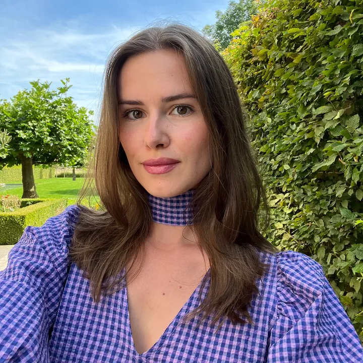 Marie-Julie Van Ballaer