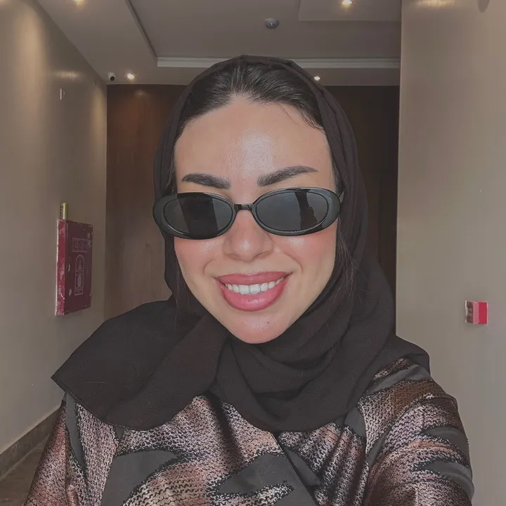 Dina Zwail