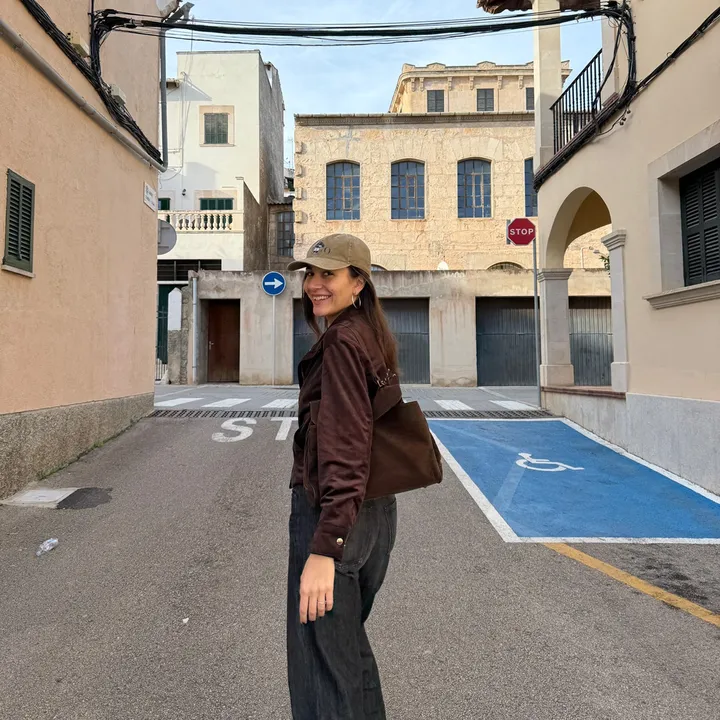 Vivienne 🎞️ |