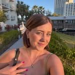 Mary | florida mom | outfit inspo | thrifting