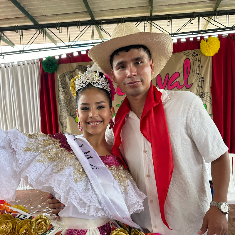 Jonfer y Valentina ceron