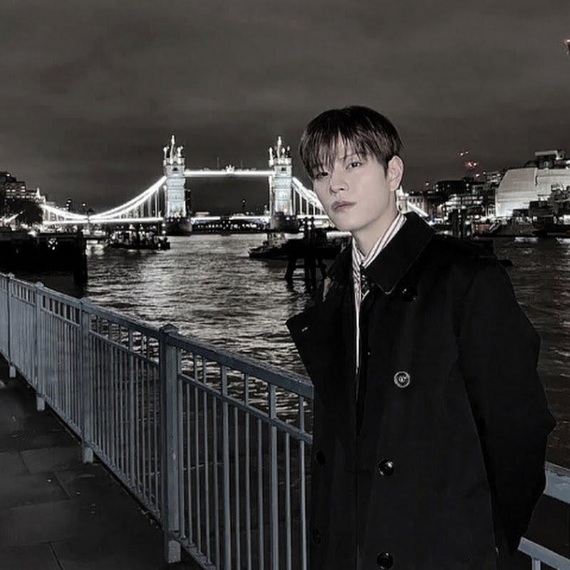 #𝕾𝖎𝖗𝖊𝖓(𝐾𝑖𝑡𝑠𝑢𝑛𝑒)