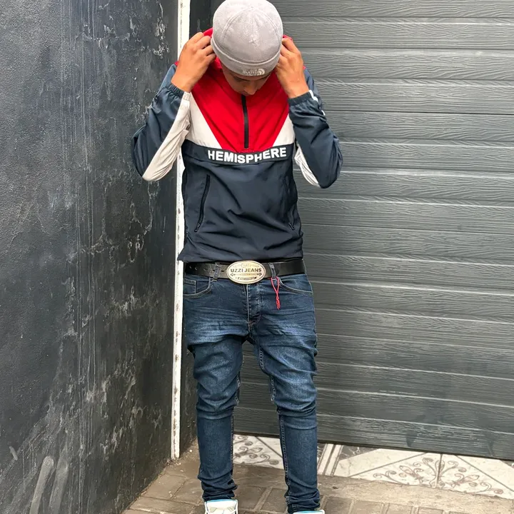 💲MEZZO's-_-world😶‍🌫️