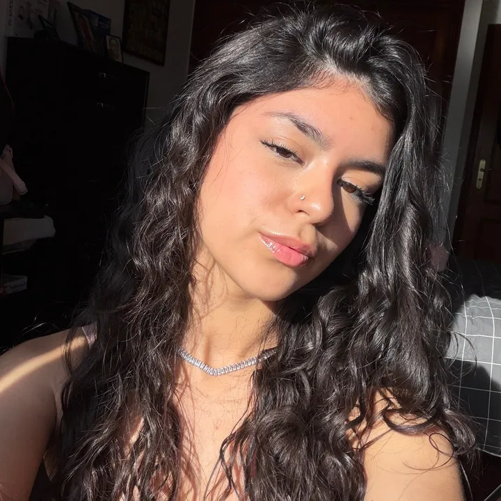 •Liana🧛‍♀️