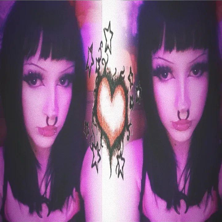 ༺♰༻