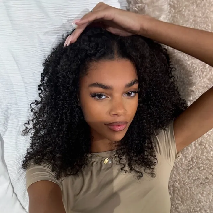 Amia Clarke ᥫ᭡