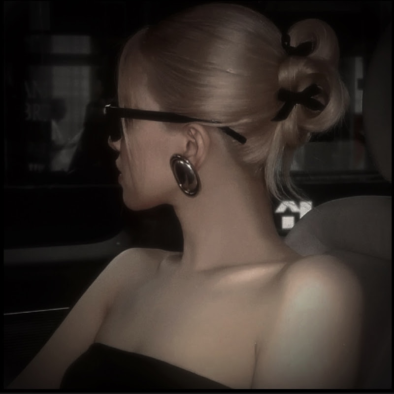 𝘔𝘪𝘴𝘴 𝘙𝘰𝘴𝘪𝘦𝘹𝘹ᝰ.ᐟ