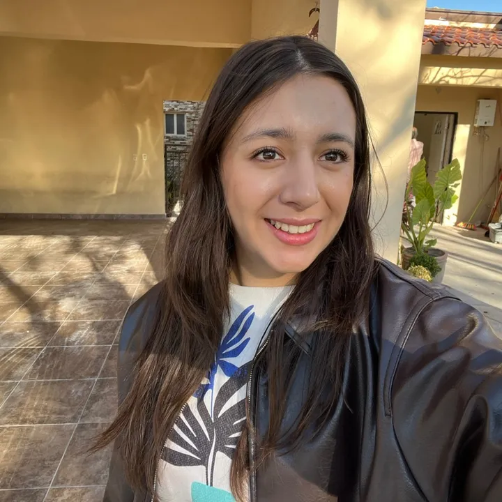Larissa.g