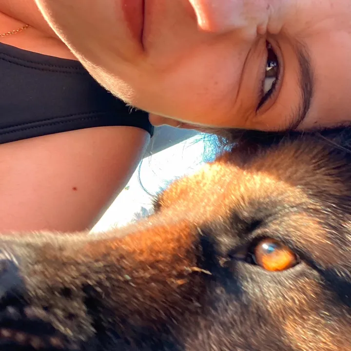 María 𓂃 𓈒𓏸