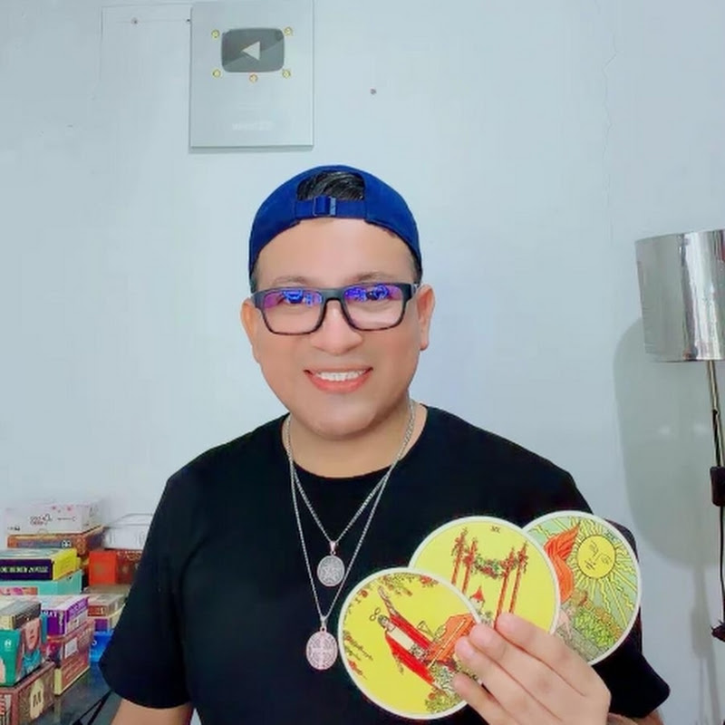 Kike Tarot