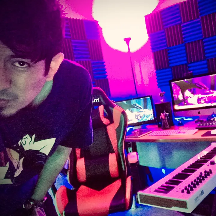 MikeGuitar