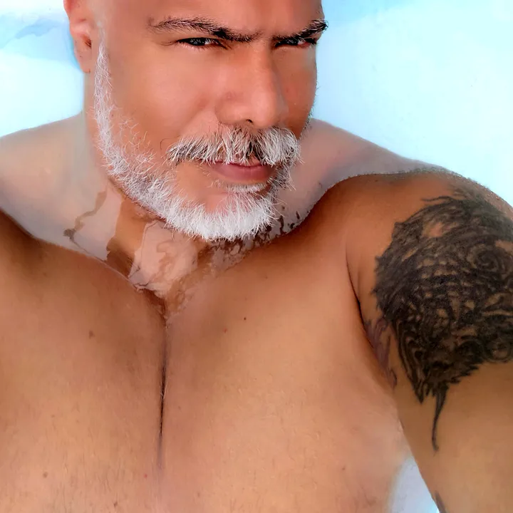 Hamilton mourad