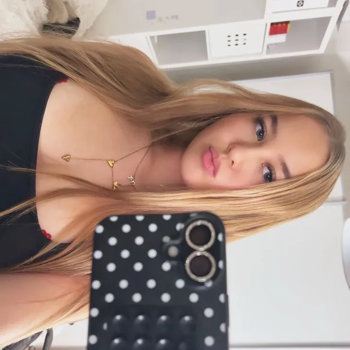 𝒑𝒆𝒂𝒓𝒍