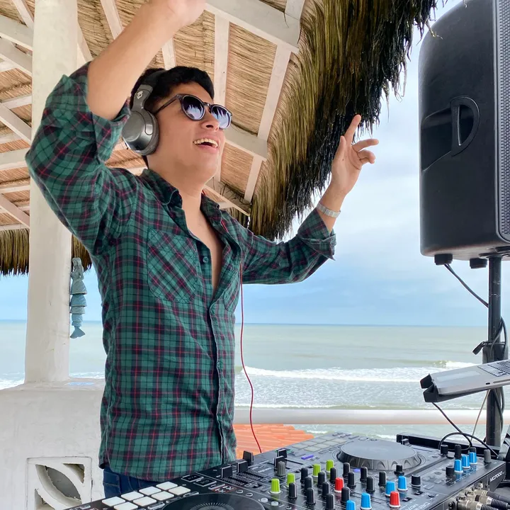 DJ RECSOR JERRY RECALDE