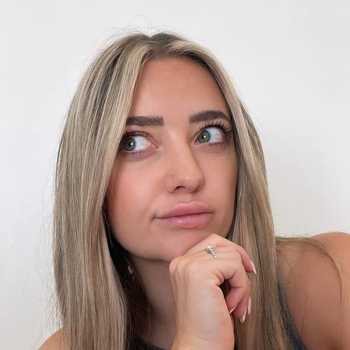 Ebonie Platfoot | Travel Vlogs