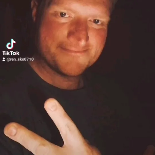 ren_sko