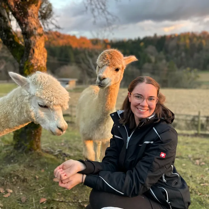 Valentina | Alpaca Family