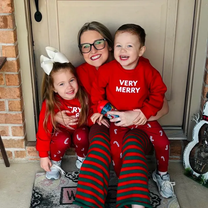 Emily Wisby SAHM of 3 💞