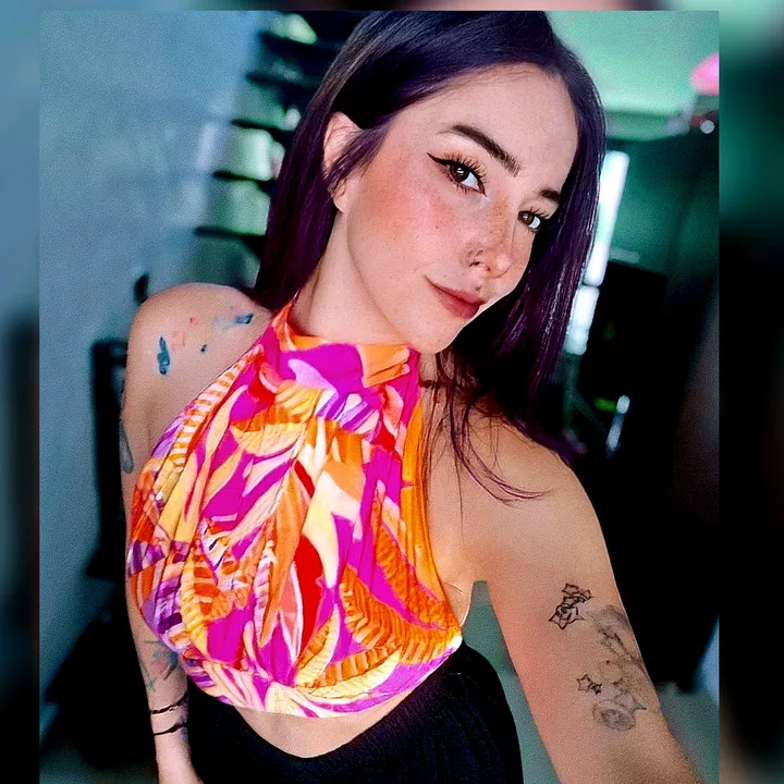 Vania GaRaM
