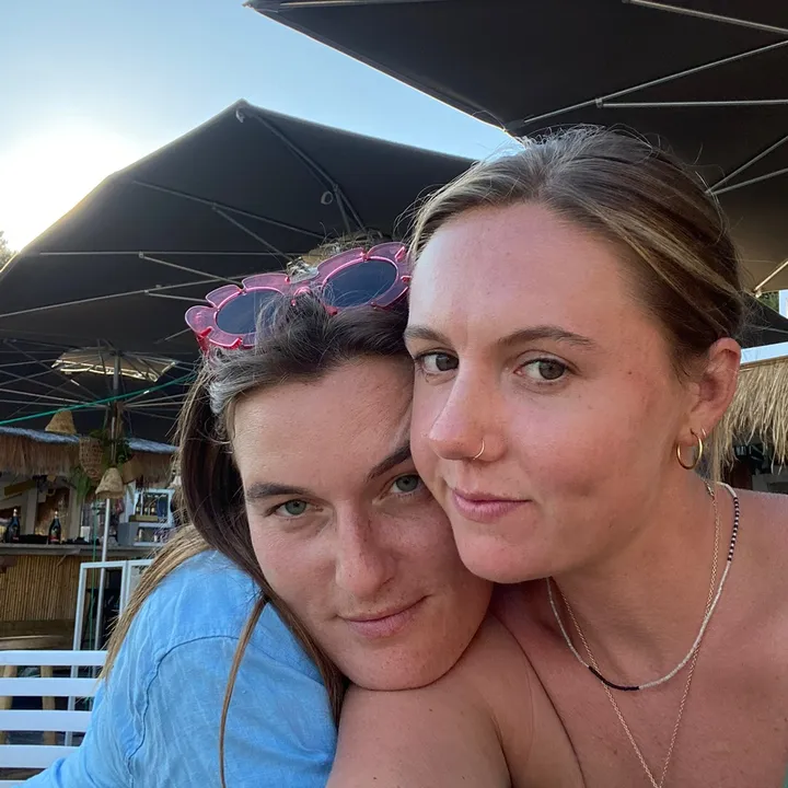Liz & Iz