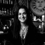 Nina Pereira | Arte da Bruxaria