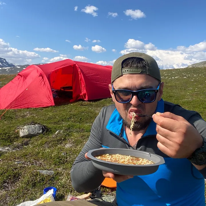 Nikola Sparrow🏕️🇳🇴