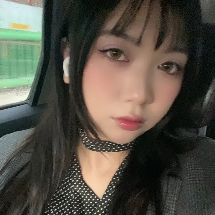 fitrins ✧ ⋆ ꒰ ♡ ꒱ ⋆ ✧