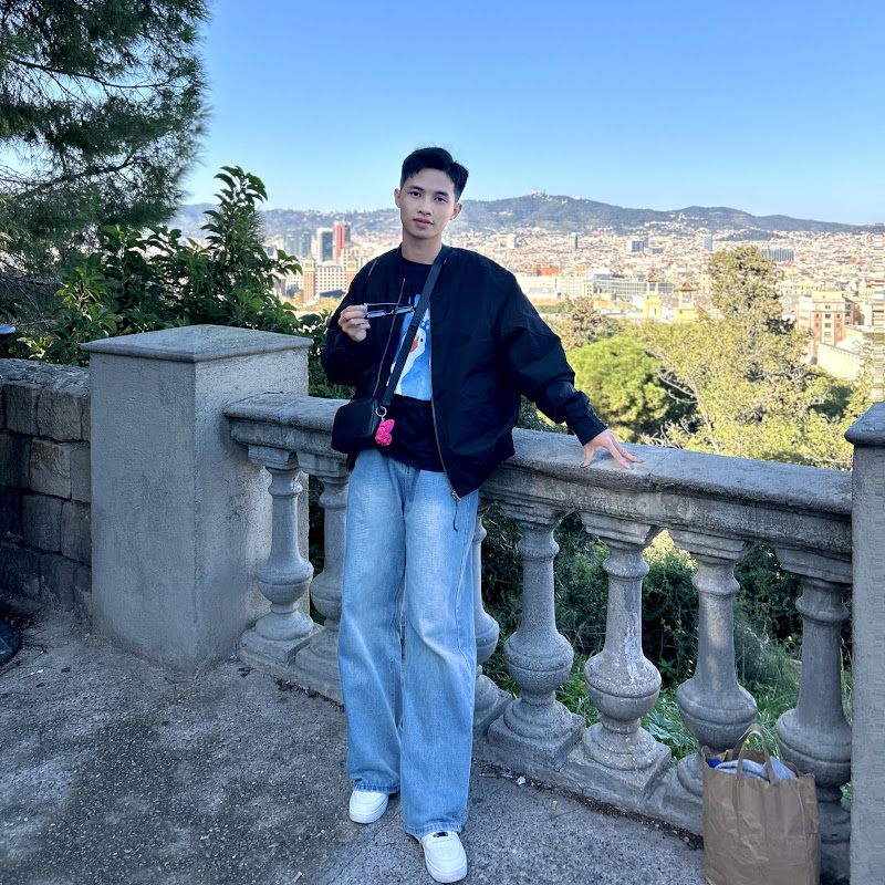 Tú ở Tây Ban Nha