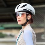 Mally’s Escape Ordinary Vibes