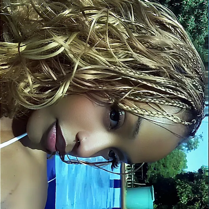 -B💕-